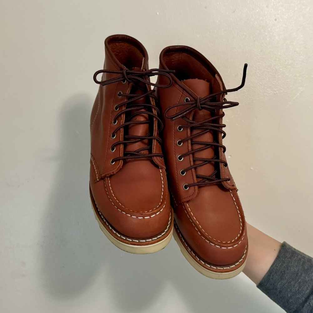 redwing heritage women’s moctoe boots